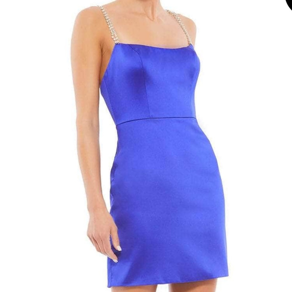 Mac Duggal cocktail Dress in Vibrant Blue